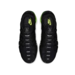 ⁦Nike Air VaporMax Plus Black Volt⁩ – תמונה ⁦4⁩