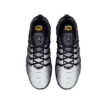 ⁦Nike Air VaporMax Plus Black Volt⁩ – תמונה ⁦4⁩