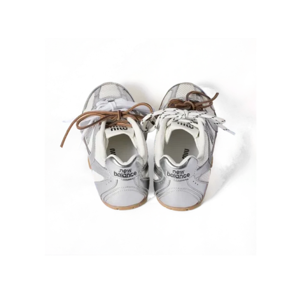 ⁦New Balance x Miu Miu 530 SL Leather Sneakers Metallic Silver⁩ – תמונה ⁦4⁩