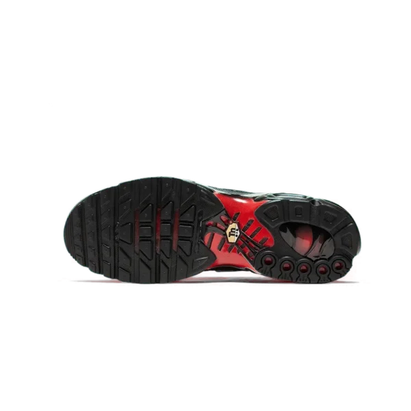 ⁦Nike Air Max Plus Deadpool⁩ – תמונה ⁦5⁩