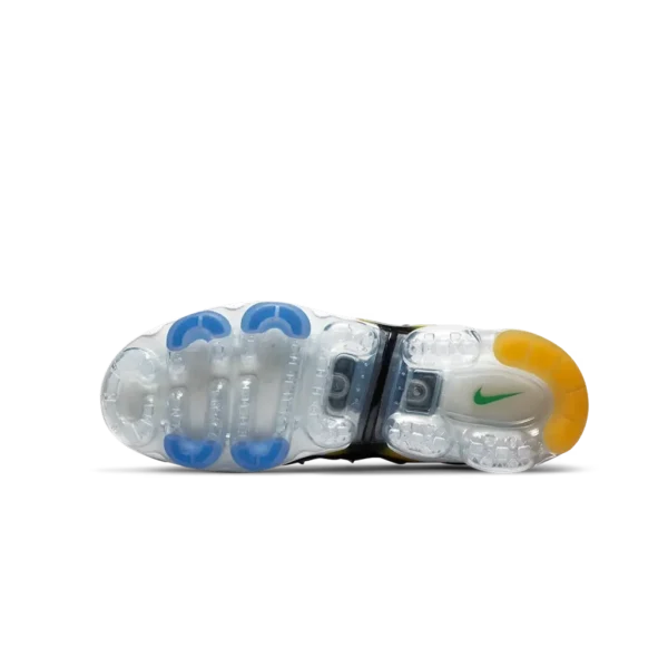 ⁦Nike Air VaporMax Plus Live Together Play⁩ – תמונה ⁦5⁩