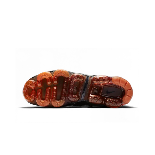 ⁦Nike Air VaporMax Plus Black Light Smoke Grey Magma Orange⁩ – תמונה ⁦5⁩
