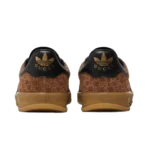 ⁦Adidas Gazelle x Gucci Square GG Monogram⁩ – תמונה ⁦3⁩
