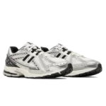 ⁦New Balance 1906 White Silver Black⁩ – תמונה ⁦2⁩