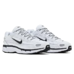 ⁦Nike P-6000 White Metallic Silver Black⁩ – תמונה ⁦2⁩