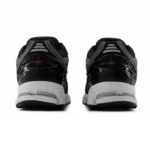 ⁦New Balance 1906 Black Team Red Castlerock⁩ – תמונה ⁦3⁩