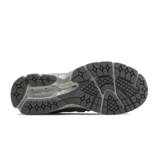 ⁦New Balance 1906 Harbor Grey Silver Metallic Concrete⁩ – תמונה ⁦4⁩