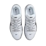 ⁦Nike P-6000 White Metallic Silver Black⁩ – תמונה ⁦4⁩