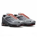 ⁦Nike Air Max Plus 3 Light Smoke Grey Metallic Silver⁩ – תמונה ⁦2⁩