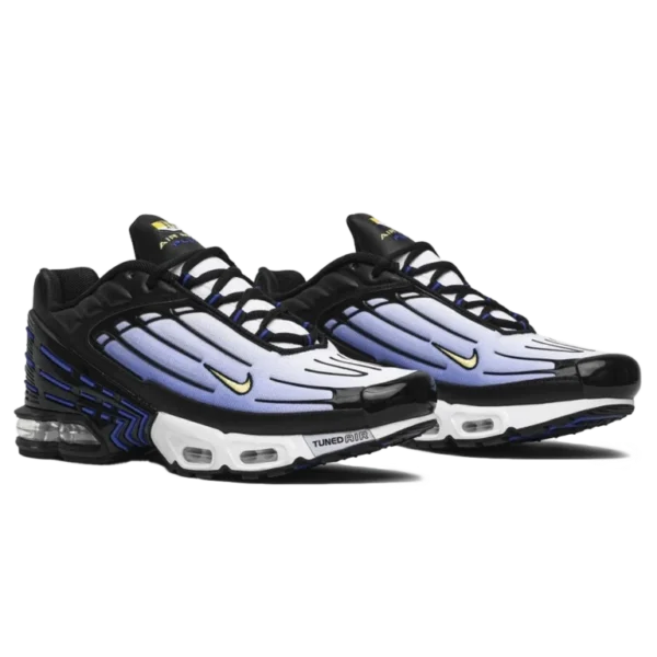 ⁦Nike Air Max Plus Black Chamois Hyper Blue White⁩ – תמונה ⁦2⁩