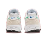 ⁦Nike Zoom Vomero 5 White Picante Red⁩ – תמונה ⁦3⁩
