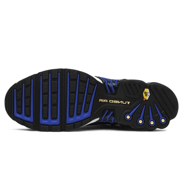 ⁦Nike Air Max Plus Black Chamois Hyper Blue White⁩ – תמונה ⁦4⁩