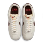 ⁦Nike Cortez Orewood Brown Earth⁩ – תמונה ⁦4⁩