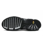 ⁦Nike Air Max Plus 3 "Spray Paint Swoosh" Black Smoke Grey White⁩ – תמונה ⁦5⁩
