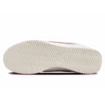 ⁦Nike Cortez Sail Club Gold Iced Lilac⁩ – תמונה ⁦5⁩