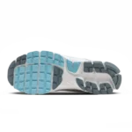 ⁦Nike Zoom Vomero 5 "Ocean Bliss" White Metallic Silver Light Blue⁩ – תמונה ⁦5⁩