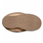 ⁦UGG Classic Mini Dipper Puffer Amphora Chestnut⁩ – תמונה ⁦6⁩