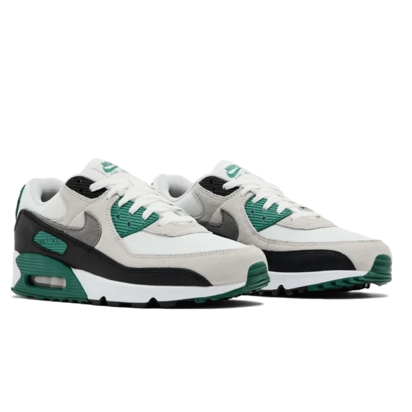 ⁦Air Max 90 Summit White Evergreen Aura⁩ – תמונה ⁦2⁩