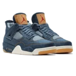 ⁦Air Jordan 4 x Levi’s Denim⁩ – תמונה ⁦2⁩