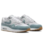 ⁦Air Max 1 "Swoosh Low Poly" White Cannon Neutral Grey⁩ – תמונה ⁦2⁩