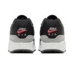 ⁦Air Max 1 Dark Smoke Grey Flash Crimson⁩ – תמונה ⁦3⁩