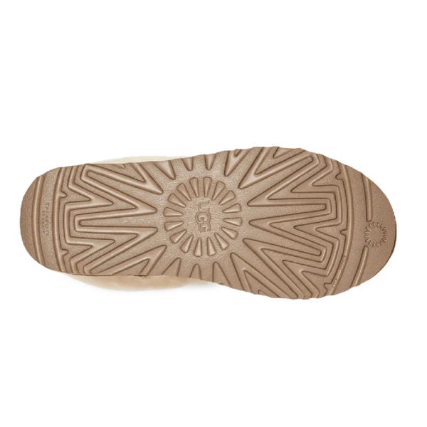⁦UGG Kyrina Bow Pom Chestnut⁩ – תמונה ⁦5⁩