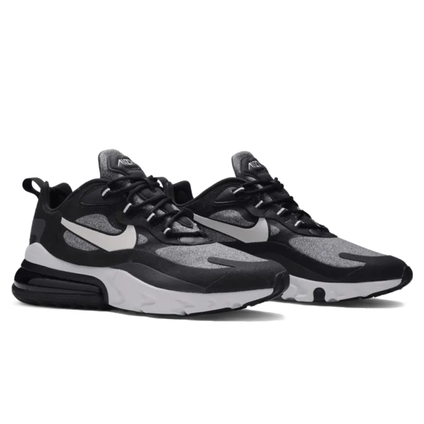 ⁦Nike Air Max 270 React Black Vast Grey Off Noir⁩ – תמונה ⁦2⁩