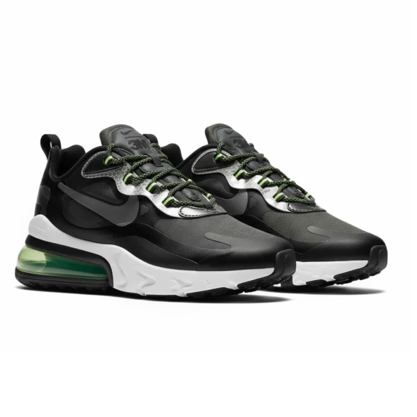 ⁦Nike Air Max 270 React SE “Black Reflective Silver”⁩ – תמונה ⁦2⁩