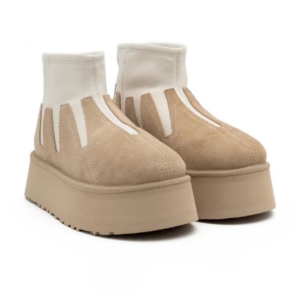 ⁦UGG Classic Mini Dipper Boots Mustard Seed⁩ – תמונה ⁦2⁩