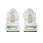 ⁦Nike Air Max 270 React Light Bone⁩ – תמונה ⁦3⁩