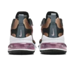 ⁦Nike Air Max 270 React Metallic Bronze⁩ – תמונה ⁦3⁩
