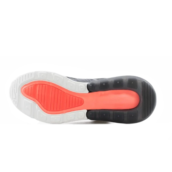 ⁦Nike Air Max 270 Black White Solar Red⁩ – תמונה ⁦4⁩