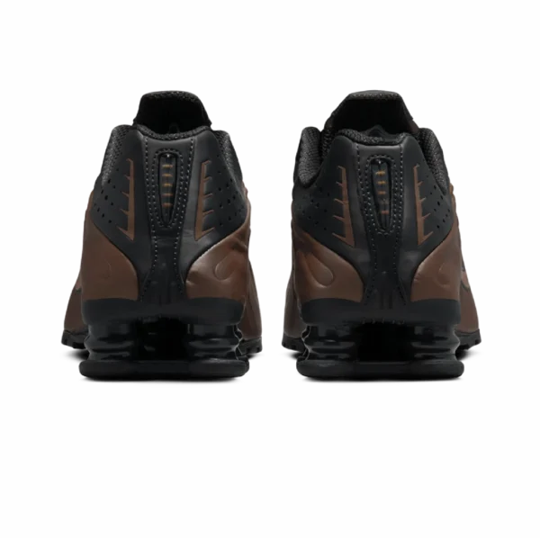 ⁦Nike Shox R4 Ironstone Off Noir⁩ – תמונה ⁦3⁩