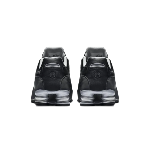 ⁦Nike Shox NZ Black Silver⁩ – תמונה ⁦3⁩