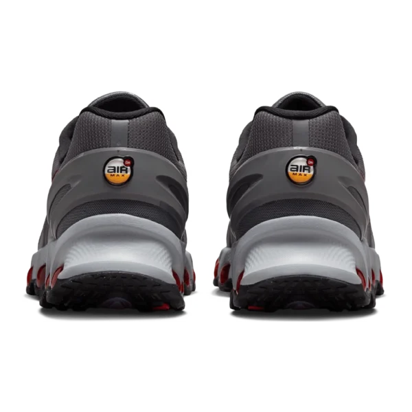 ⁦Nike Air Max DN8 Iron Grey Bright Crimson⁩ – תמונה ⁦3⁩