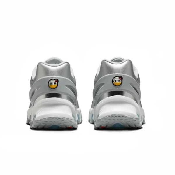 ⁦Nike Air Max DN8 Wolf Grey Off-White⁩ – תמונה ⁦3⁩