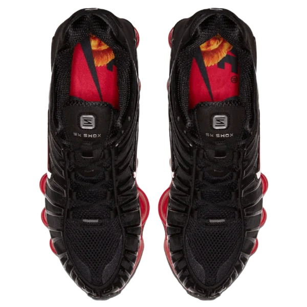 ⁦Nike Shox TL x Skepta Black Metallic Silver University Red⁩ – תמונה ⁦4⁩