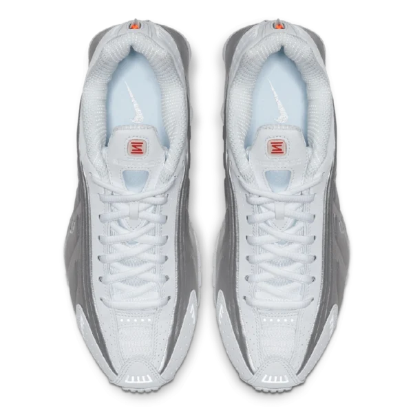 ⁦Nike Shox R4 White Metallic Silver⁩ – תמונה ⁦4⁩