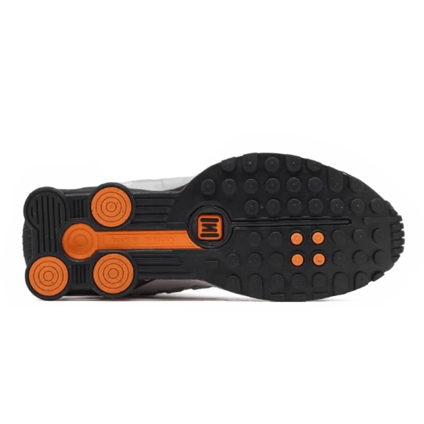 ⁦Nike Shox R4 Bright Mandarin⁩ – תמונה ⁦5⁩