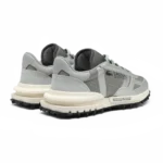 ⁦Lacoste Metallic Accent Sneakers Grey Silver⁩ – תמונה ⁦3⁩