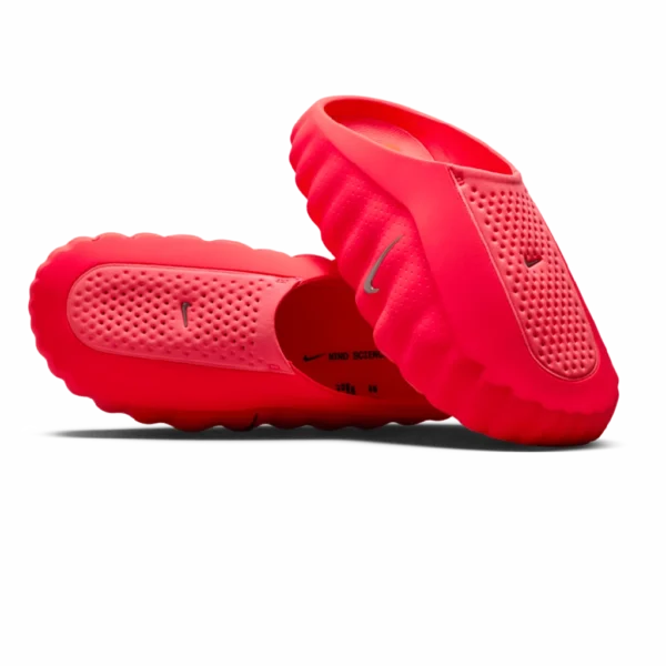 ⁦Nike Mind 001 Pregame Mule Solar Red Hyper Crimson⁩ – תמונה ⁦2⁩