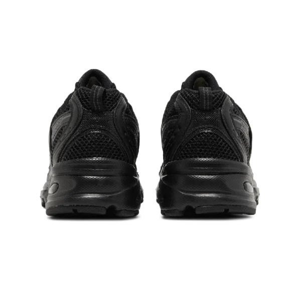 ⁦New Balance 530 Retro Black Silver⁩ – תמונה ⁦3⁩