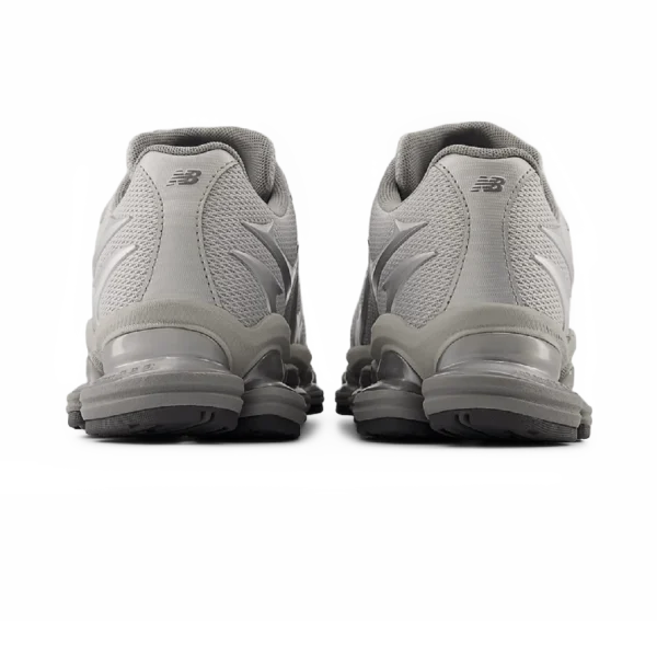 ⁦New Balance 2000 Silver Metallic⁩ – תמונה ⁦3⁩