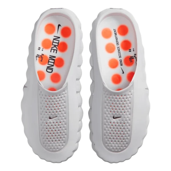⁦Nike Mind 001 Pregame Mule Light Smoke Grey Photon Dust⁩ – תמונה ⁦4⁩