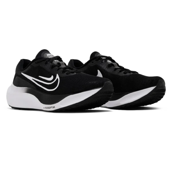 ⁦Nike Zoom Fly 5 Black White⁩ – תמונה ⁦2⁩