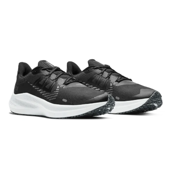 ⁦Nike Air Zoom Winflo 7 Shield Black Cool Grey⁩ – תמונה ⁦2⁩