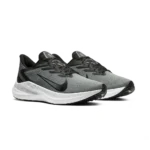 ⁦Nike Air Zoom Winflo 7 Black Particle Grey⁩ – תמונה ⁦2⁩