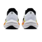 ⁦Nike Winflo 10 White Volt Laser Orange⁩ – תמונה ⁦3⁩