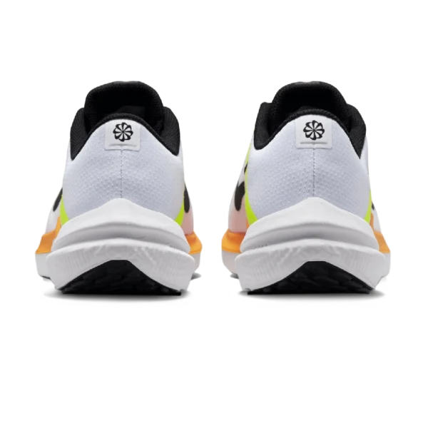 ⁦Nike Winflo 10 White Volt Laser Orange⁩ – תמונה ⁦3⁩