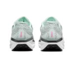 ⁦Nike Winflo 11 Barely Green Anthracite Playful Pink⁩ – תמונה ⁦3⁩